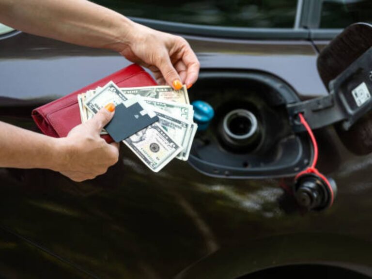 How Much Does an Electric Car Battery Cost
