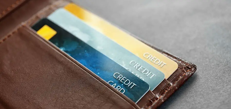 Bifold Credit Card Wallet Essentials 